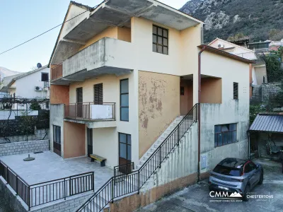 ZU VERKAUFEN: HAUS 270 m² – EINZIGARTIGE GELEGENHEIT IN PRČANJ!