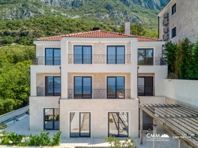 Villa zum Verkauf in einem Luxuskomplex in Blizikuce