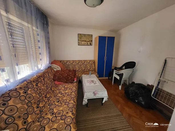 Haus in Budva mit Panoramablick auf das Meer und die Stadt