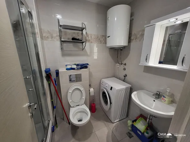 Apartment mit großer Terrasse im Zentrum von Budva