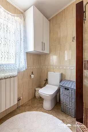 Dreistöckiges Einfamilienhaus in Susanj