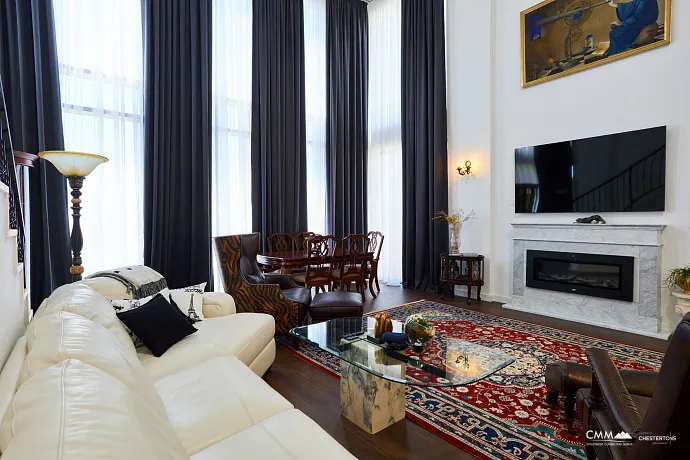 Geräumiges Haus in Kumbor mit einer Gesamtfläche von 335 m²