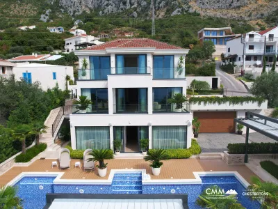 Exklusive Villa in Blizikuće, nahe Sveti Stefan