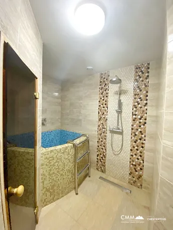 Mini-Hotel mit Pool und Spa in der Nähe der Lustica-Bay