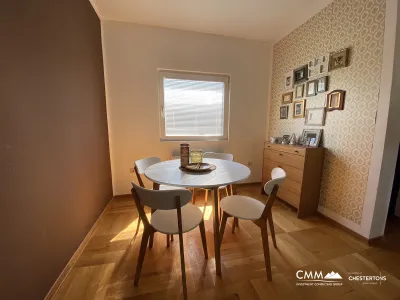 Haus in Radanovici mit Wohnungen