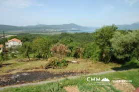 Grundstück mit Meerblick in Tivat