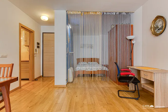 Moderne, Komfortable und Vollständig Ausgestattete Ein-Zimmer-Wohnung in der Nähe des Strandes