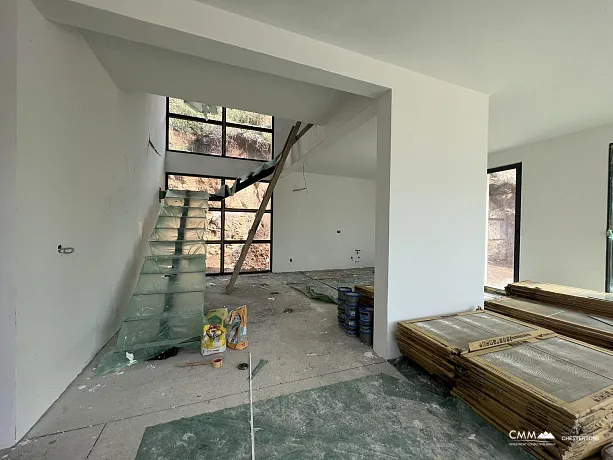 Neue Villa mit Panoramablick auf das Meer in Buljarica