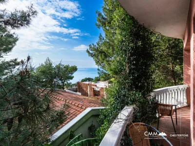 Dreistöckiges Einfamilienhaus in Susanj