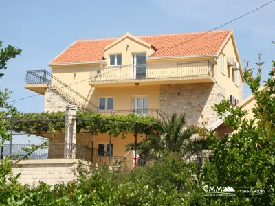 Haus mit Meerblick in Dobrota