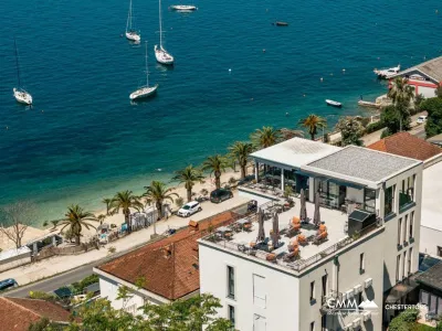 Modernes Boutique-Hotel mit Panoramablick – Luxuriöse Investition an der Adria