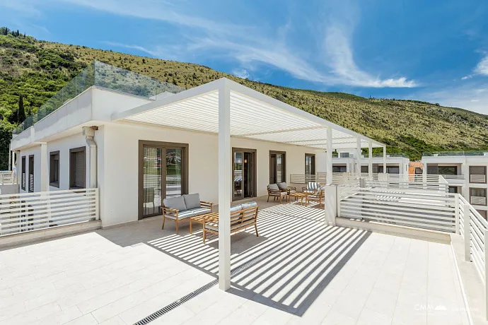 Apartments in einem neuen Komplex in Igalo