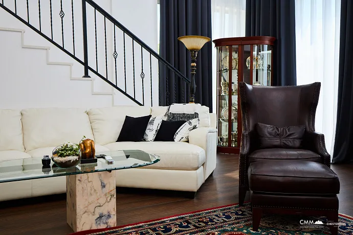 Geräumiges Haus in Kumbor mit einer Gesamtfläche von 335 m²