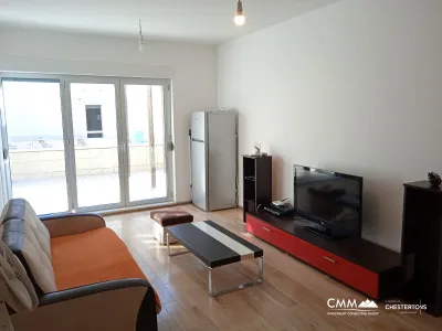 Apartment in Kotor mit zwei Schlafzimmern und einer großen Terrasse