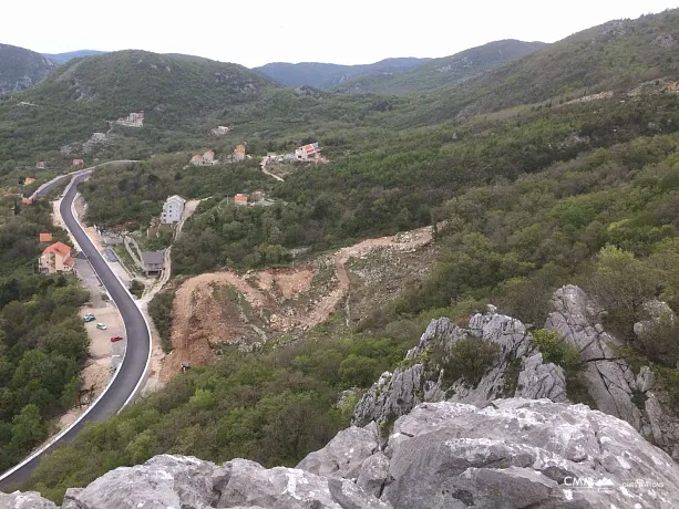 Grundstück zum Verkauf in Lapcici mit Panoramablick auf das Meer