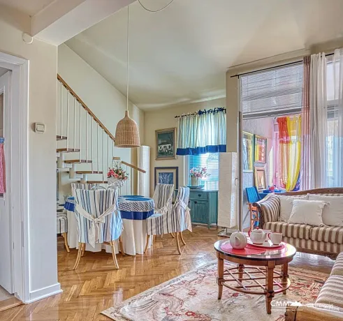 Luxus-Duplex mit Meerblick in Budva