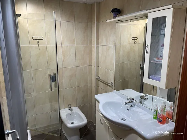 Moderne Wohnung in Pržno, 46 m², in Meeresnähe