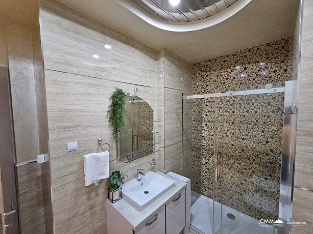 Zweizimmerwohnung in Budva, 112 m²