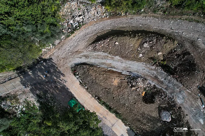 Ein einzigartiges 450 m² großes Baugrundstück in Reževići