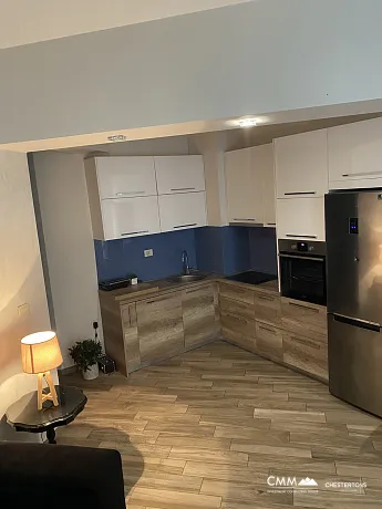 Zweizimmerwohnung zum Verkauf im Zentrum von Budva