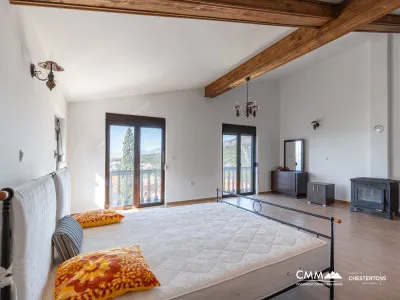 Haus an der Bar-Riviera, 195 m²