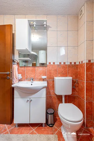 Wohnung mit 2 Schlafzimmern in Bečići