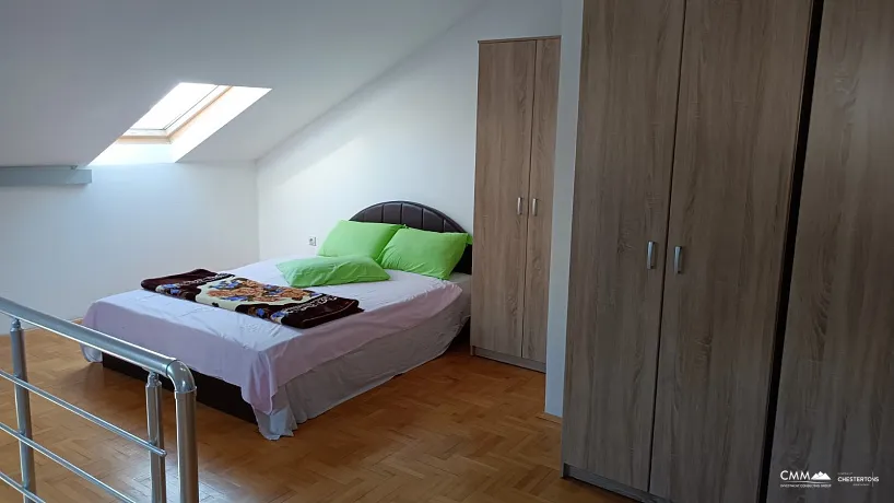 Studios und Apartments mit zwei Schlafzimmern in Markovichi mit Meerblick