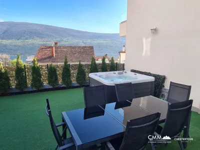 Schöne Wohnung in Djenovici mit Meerblick