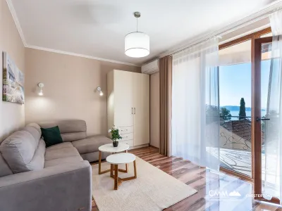 Moderne Villa in Susanj mit schönem Meerblick
