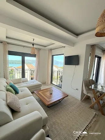 Dreizimmerwohnung in Tivat