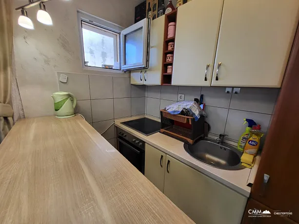 Apartment mit großzügiger Terrasse in ruhiger Lage in Budva