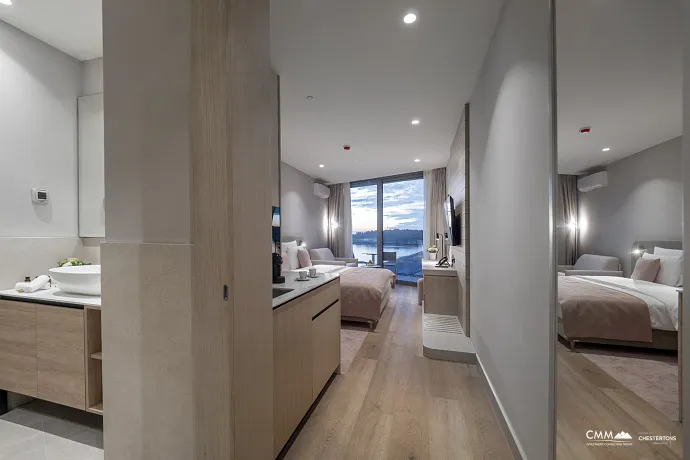 Luxuriöse Wohnungen am Meer in Becici, Budva