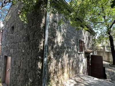 Maisonette-Wohnung in ruhiger Lage nahe dem Meer