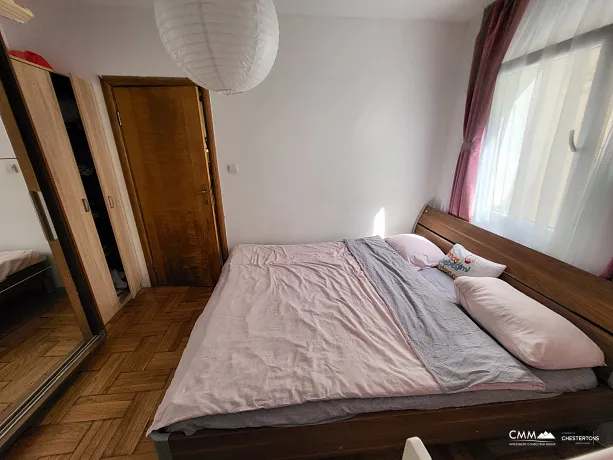 Apartment mit großzügiger Terrasse in ruhiger Lage in Budva