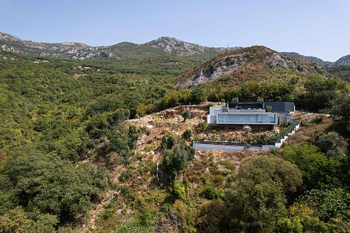 EXKLUSIVE INVESTITIONSMÖGLICHKEIT IN DER NÄHE VON KAMENOVO UND SVETI STEFAN — photo 3