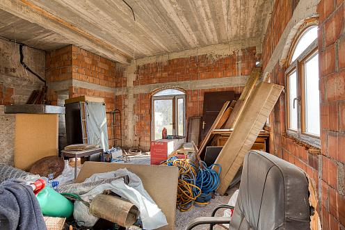 Büro- und Handelszentrum in der Endphase auf einem 652 m² großen Grundstück im Zentrum von Podgorica