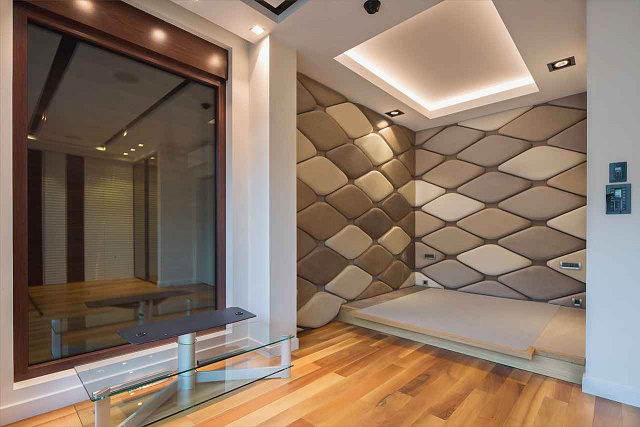 Super luxuriöse dreistöckige Triplex-Wohnung mit Jacuzzi und Sauna. — photo 12