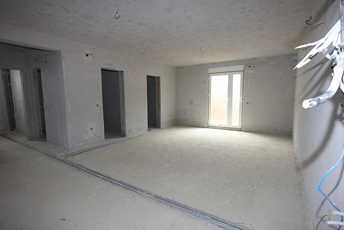 Dreistöckiges Haus in Moidezh