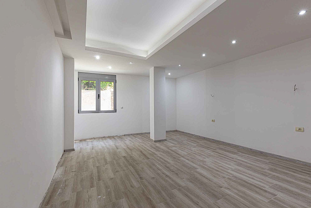 Penthouse in Ulcinj mit Meerblick — photo 26