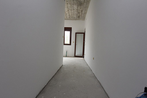 Neues Haus in Becici