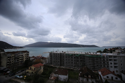 Wohnung in Herceg Novi-Meljine