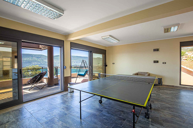Excellent villa in the center of Herceg Novi — photo 23