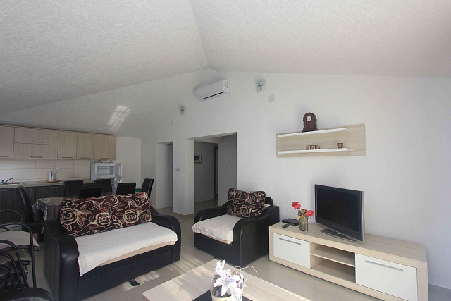 Mini-Hotel in Becici zu verkaufen — photo 25