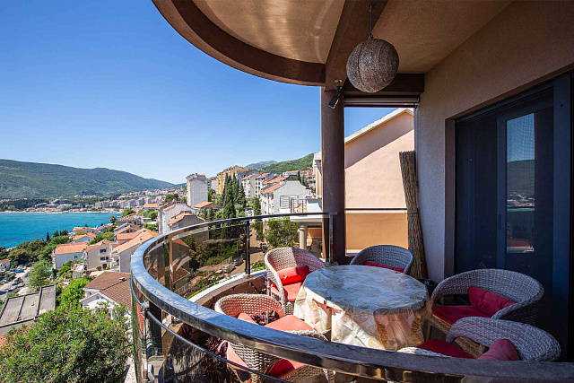 Excellent villa in the center of Herceg Novi — photo 48