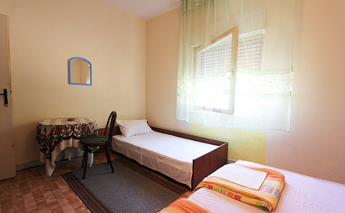 Haus in Sutomore in der Nähe des Meeres