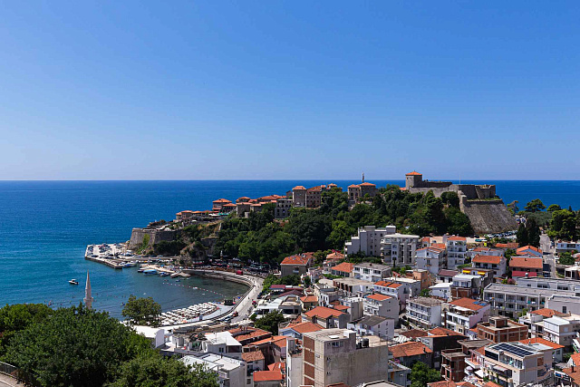 Penthouse in Ulcinj mit Meerblick
