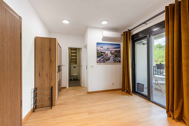 Zu verkaufen 2 Wohnungen in einem neuen Komplex in Becici — photo 16