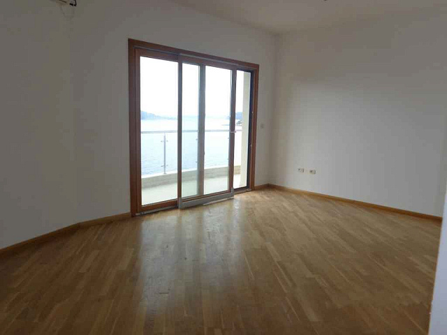 Wohnung in der Nähe des Meeres in Rafailovici — photo 7