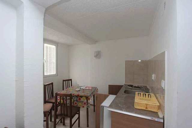 Haus mit Gewerbefläche in Sutomore — photo 10