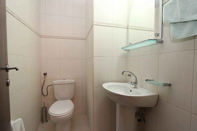 Geräumige Wohnung 50 Meter vom Meer entfernt — photo 13